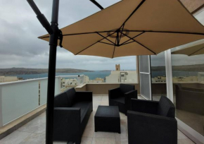 ST PAUL'S BAY NEW MODERN PENTHOUSE 2 MINUTES FROM BEACH